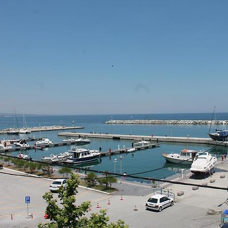 Xaris Hotel Platamonas Exterior photo