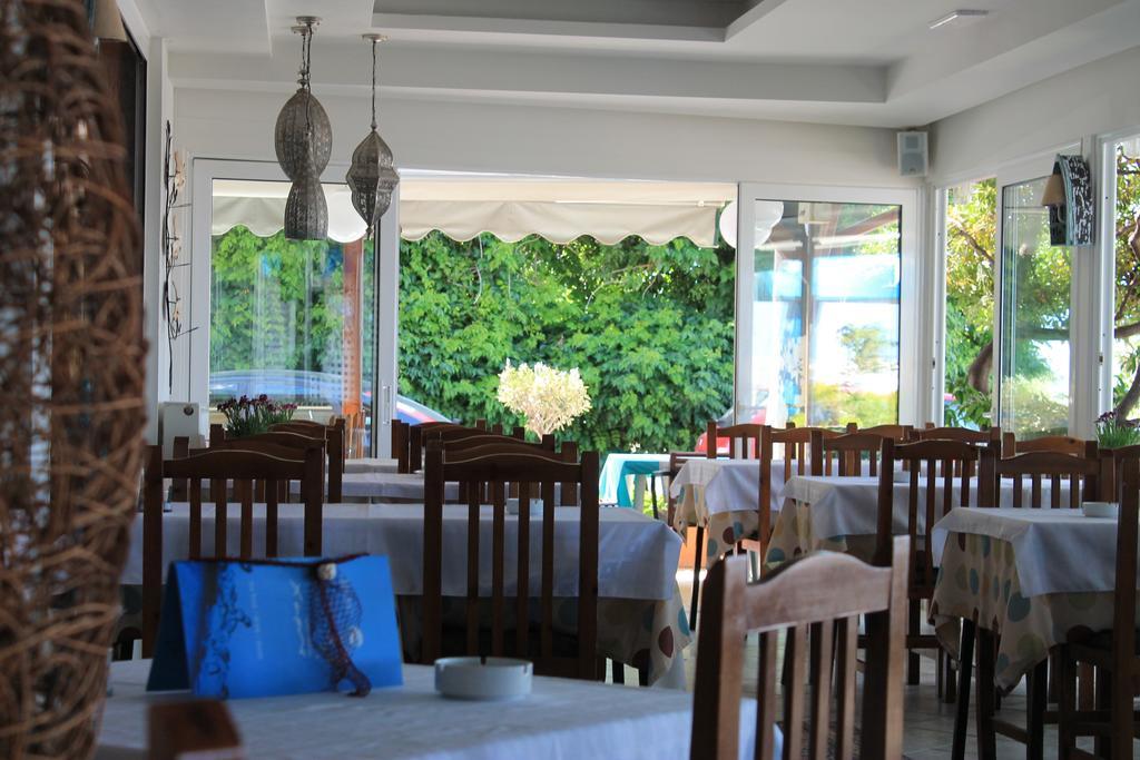 Xaris Hotel Platamonas Exterior photo